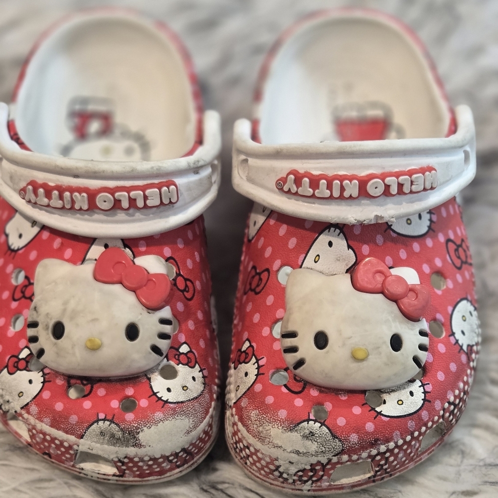 Hello Kitty Red and White Kids Clog Soles (Pair)